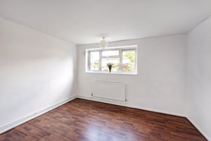 Master Bedroom pic2- click for photo gallery